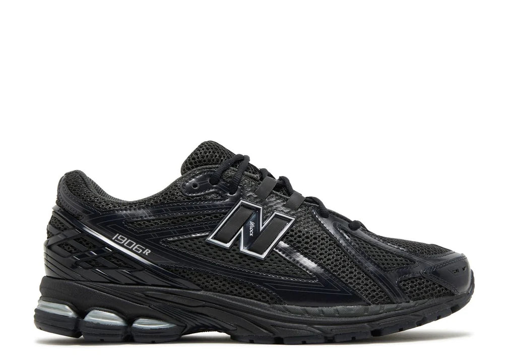 NEW BALANCE 1906R BLACK METALLIC SILVER