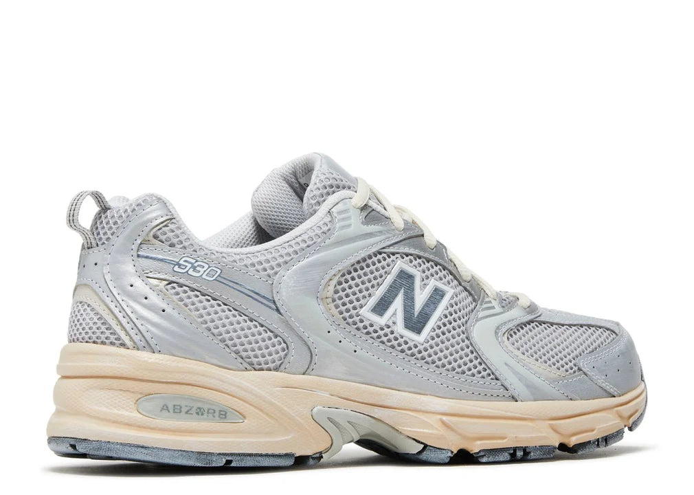 NEW BALANCE 530 VINTAGE SILVER METALLIC MOONBEAM