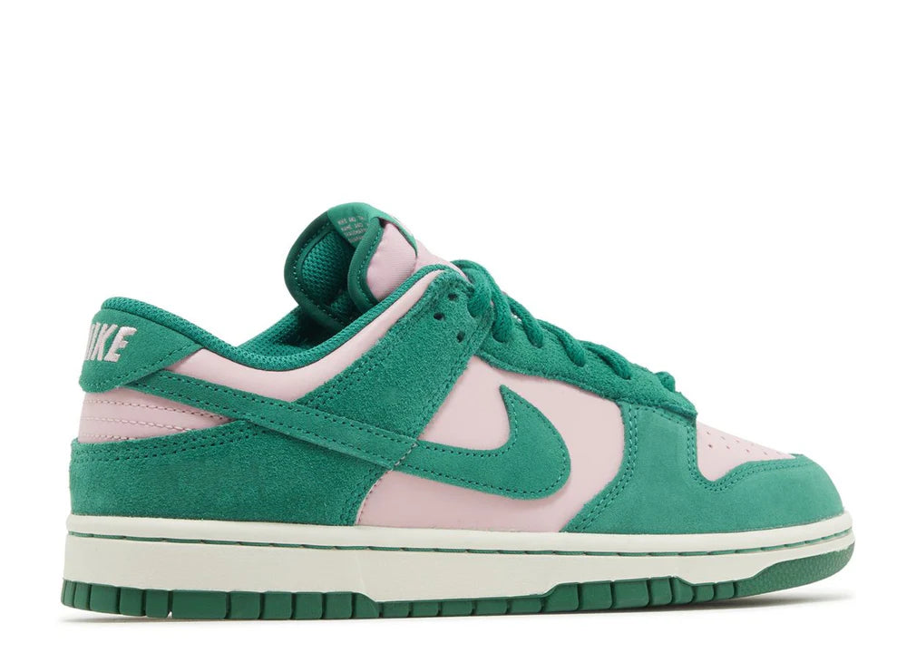 NIKE DUNK LOW MEDIUM SOFT PINK MALACHITE