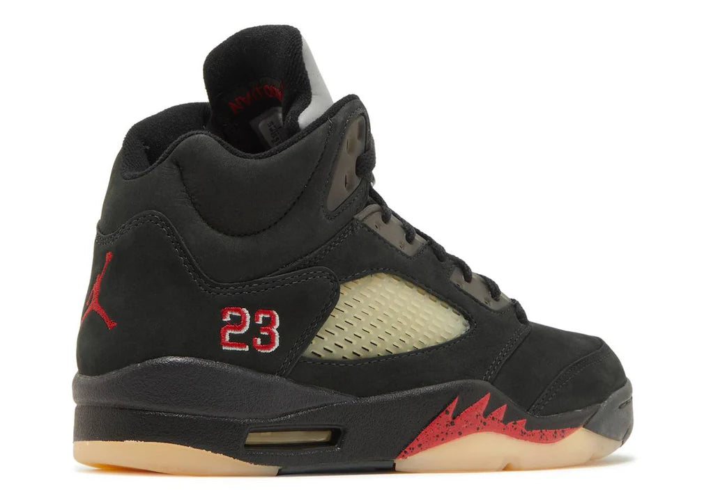 Air Jordan 5 Retro Gore-Tex Off-Noir