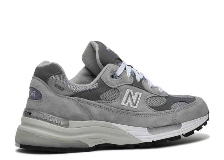 NEW BALANCE 992 GREY