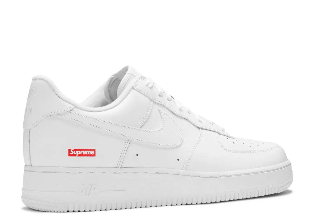 NIKE AIR FORCE 1 LOW SUPREME WHITE