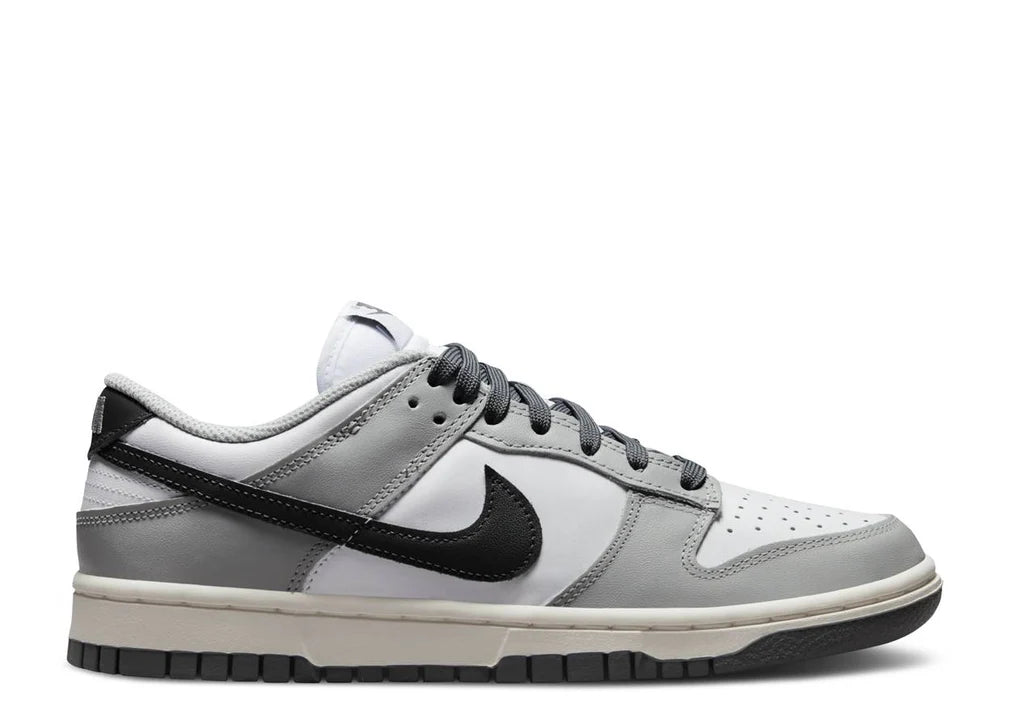 NIKE DUNK LOW LIGHT SMOKE GREY