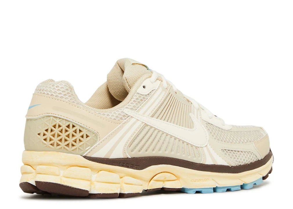 NIKE ZOOM VOMERO 5 OATMEAL